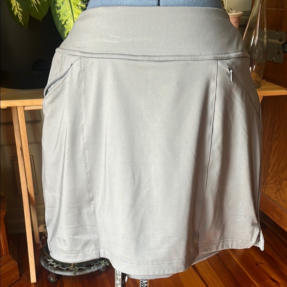 Under Armour Gray Athletic Skort, Read